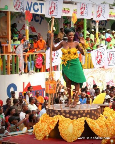 PHOTO: Haiti Carnaval des Fleurs 2014 - Day 2