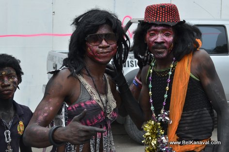 Haiti Pre-Kanaval 2015 - Madigra bien maske, madigras mal maske tout pare pou kanaval la